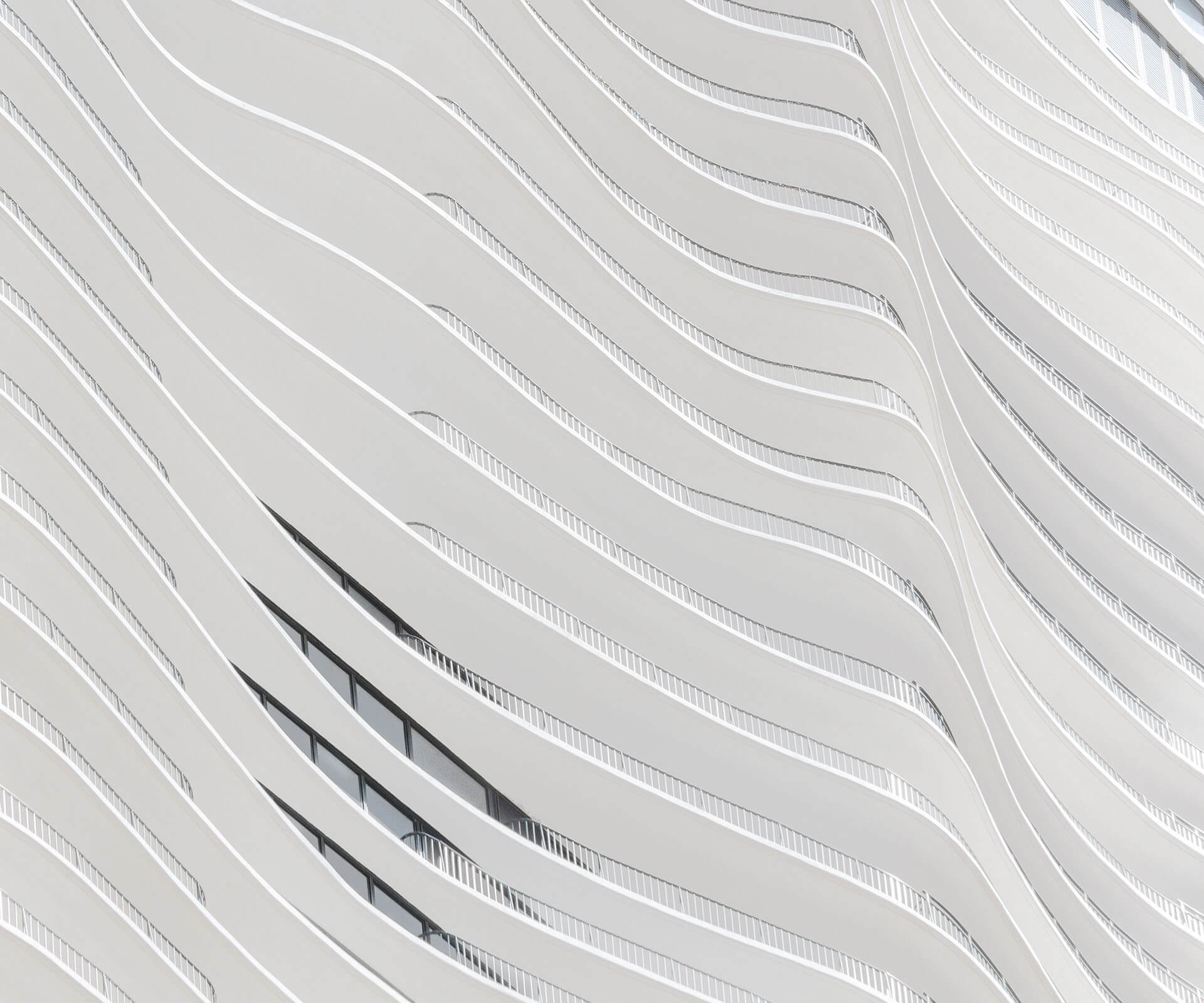 minimal Post Image 3
